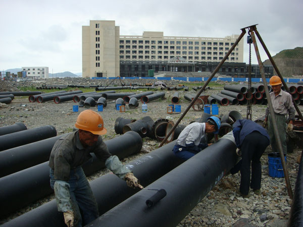 環(huán)氧玻璃鱗片涂料